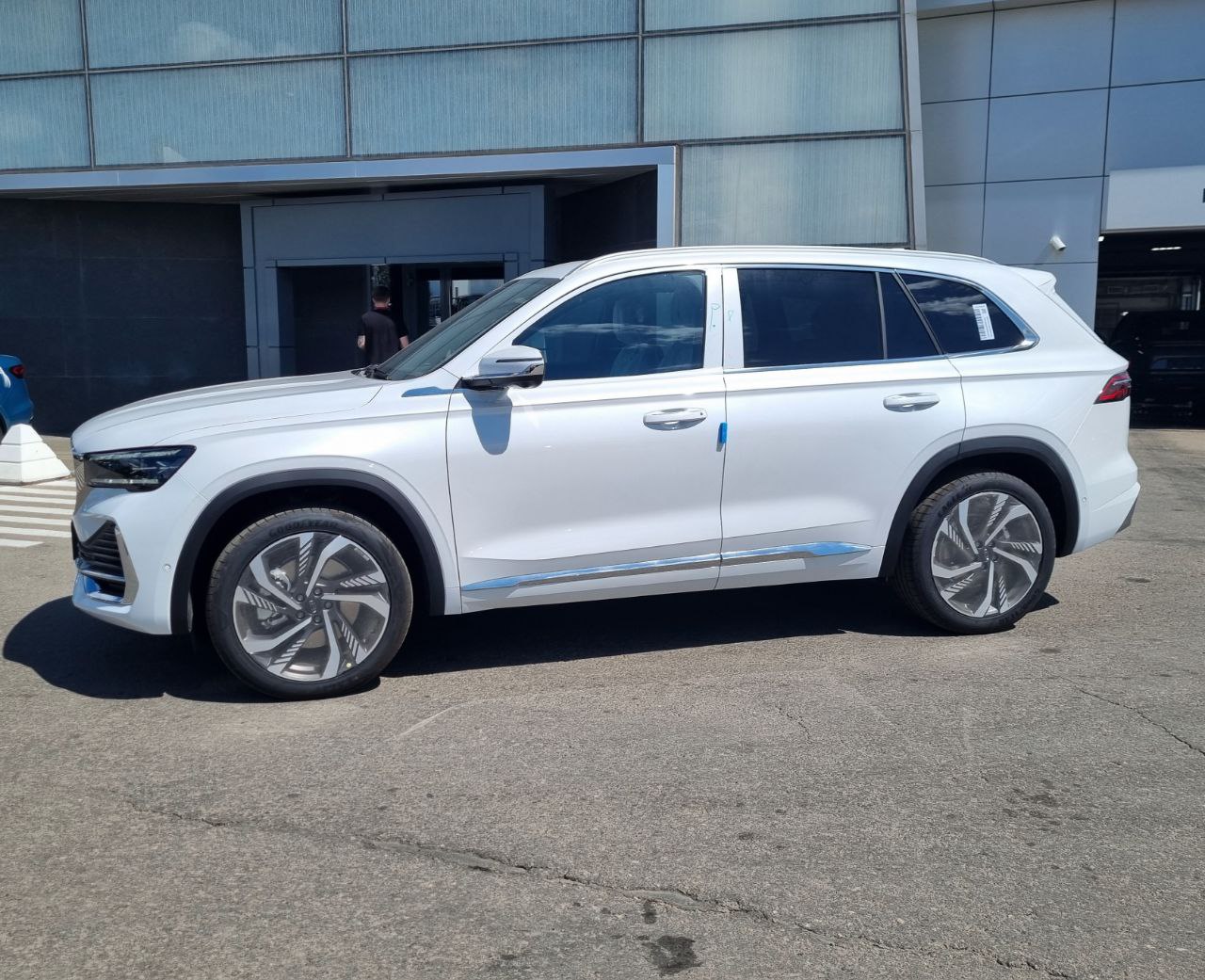 Geely Monjaro Flagship 2.0T 8AT 4WD MY24