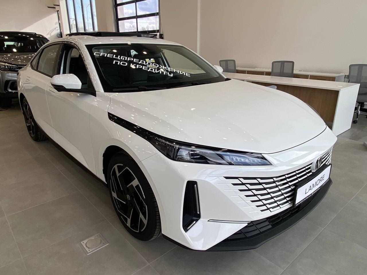 Changan LAMORE 1,5T DCT Tech PY24