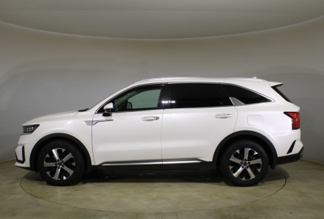 Kia Sorento 2021 года с пробегом 107 560 км, фото 8