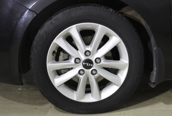 Kia Cerato Classic 2019 года с пробегом 67 650 км, фото 16