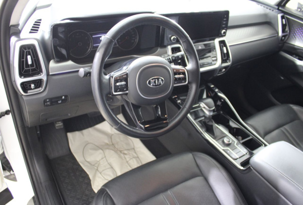 Kia Sorento 2021 года с пробегом 107 560 км, фото 12
